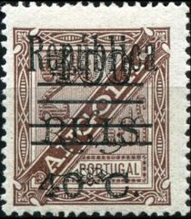 Angola 1925 Definitives - Overprinted 4c on 400r Brown.jpg